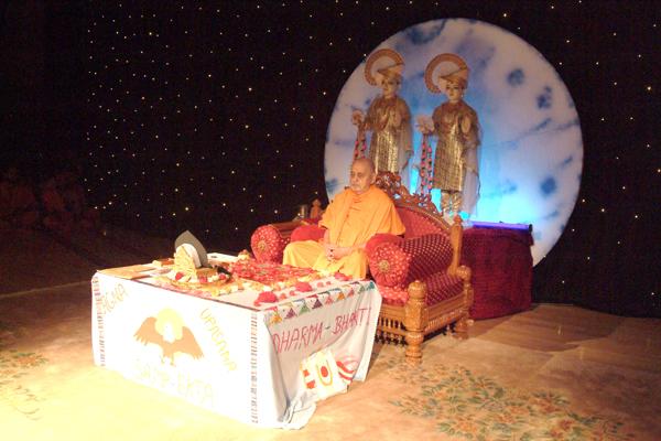 June 22 - 23 - Vishwashanti Mahayagna & Annakut