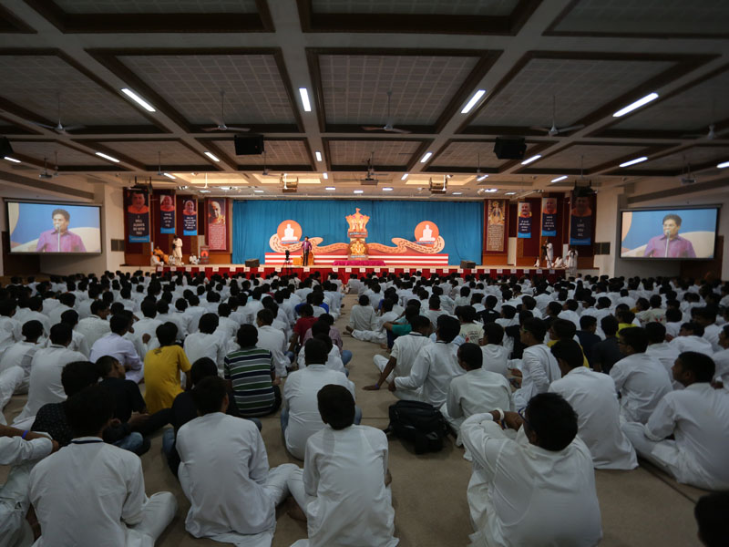 ‘Pramukh Swami Ma Khovavu’ – Yuva Shibir