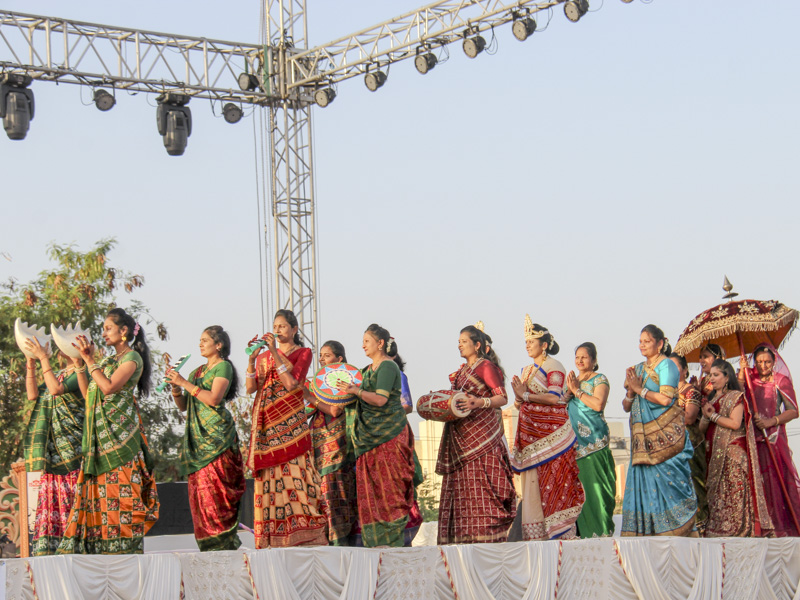 Akshar Deri Sardh Shatabdi Mahila Din Celebration, Gondal