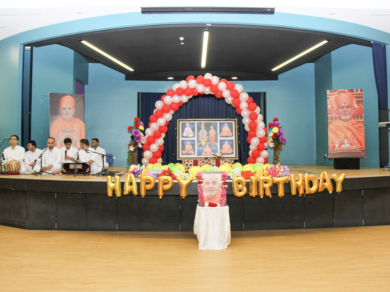 97th Birthday Celebration of Brahmaswarup Pramukh Swami Maharaj, Canberra