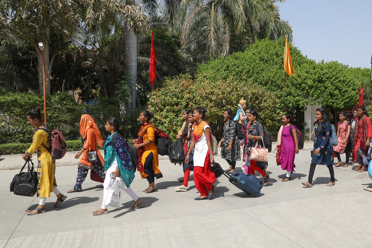 Yuvatis in the Vidyamandir grounds