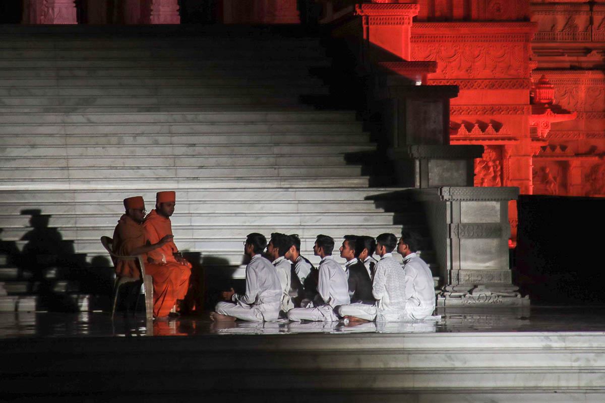 Light & Sound Show on the role of mandirs in society