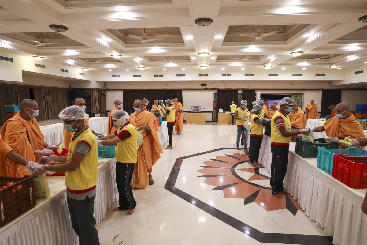 BAPS Community Services During the Coronavirus Lockdown, Mumbai