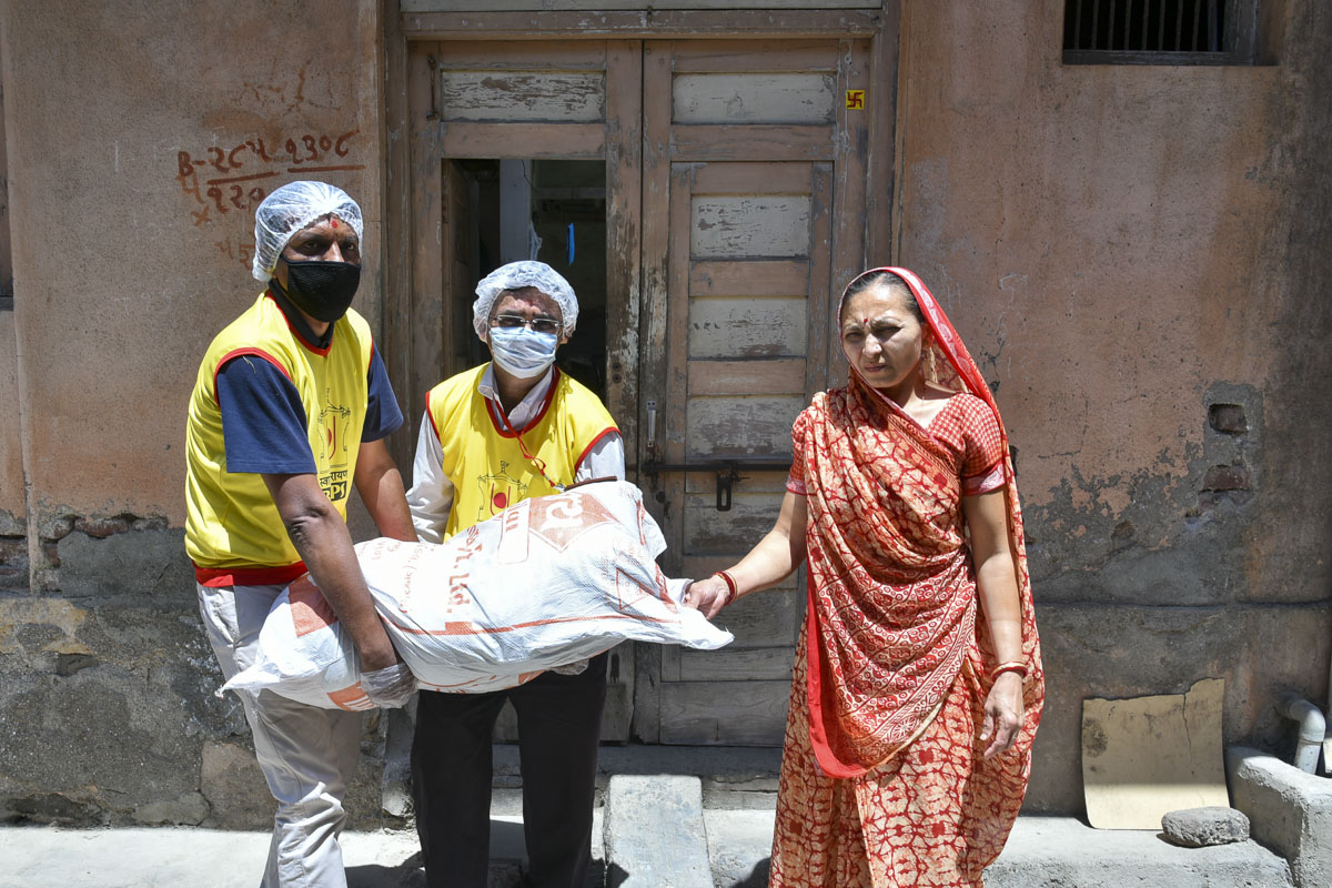 BAPS Community Services During the Coronavirus Lockdown, Gondal