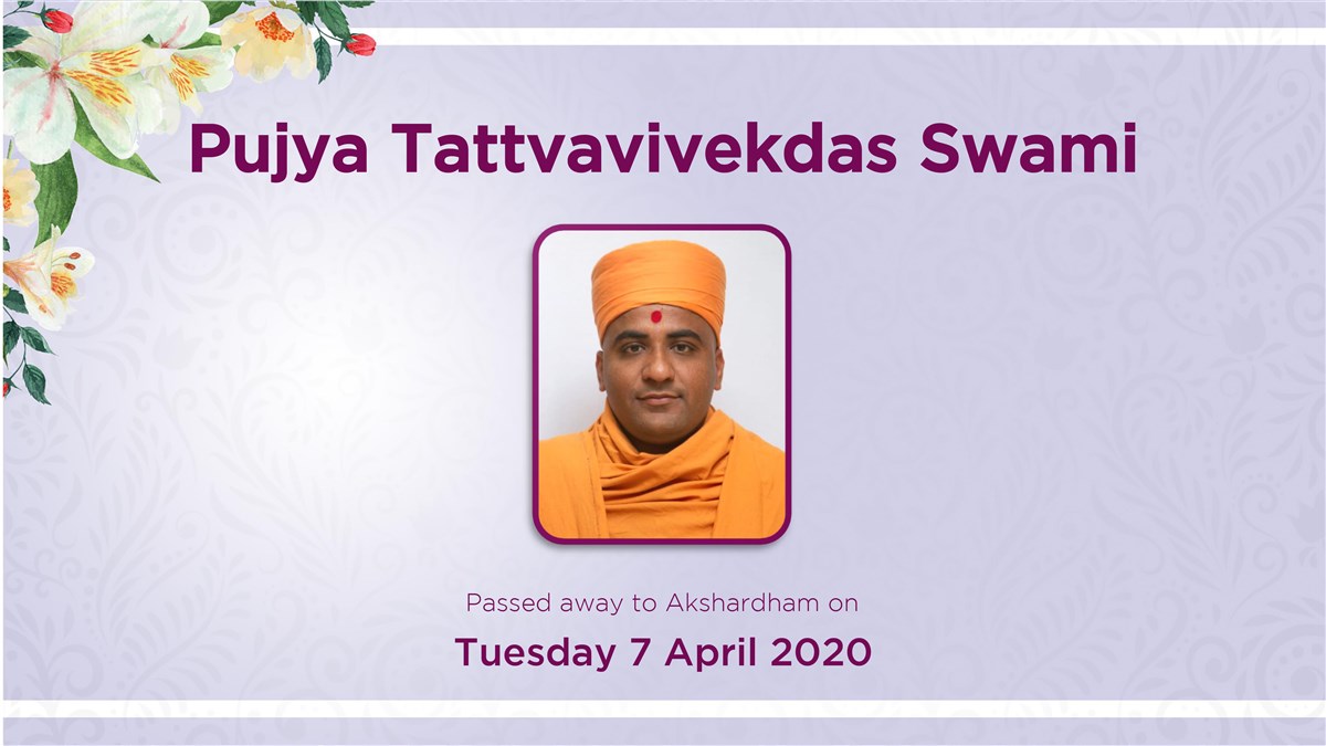 Swamis and devotees also offered their respects to four BAPS swamis who had recently passed away