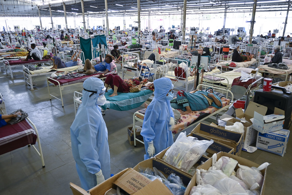 500-bed field hospital with oxygen support
