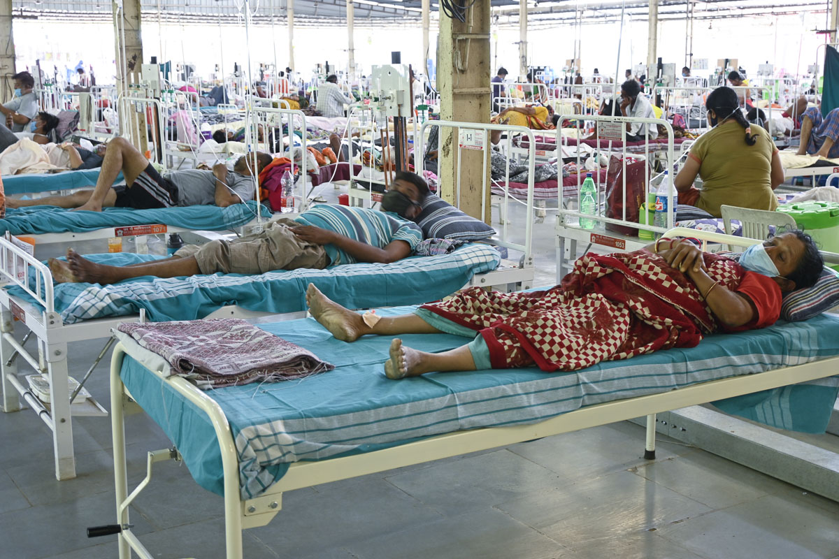 500-bed field hospital with oxygen support