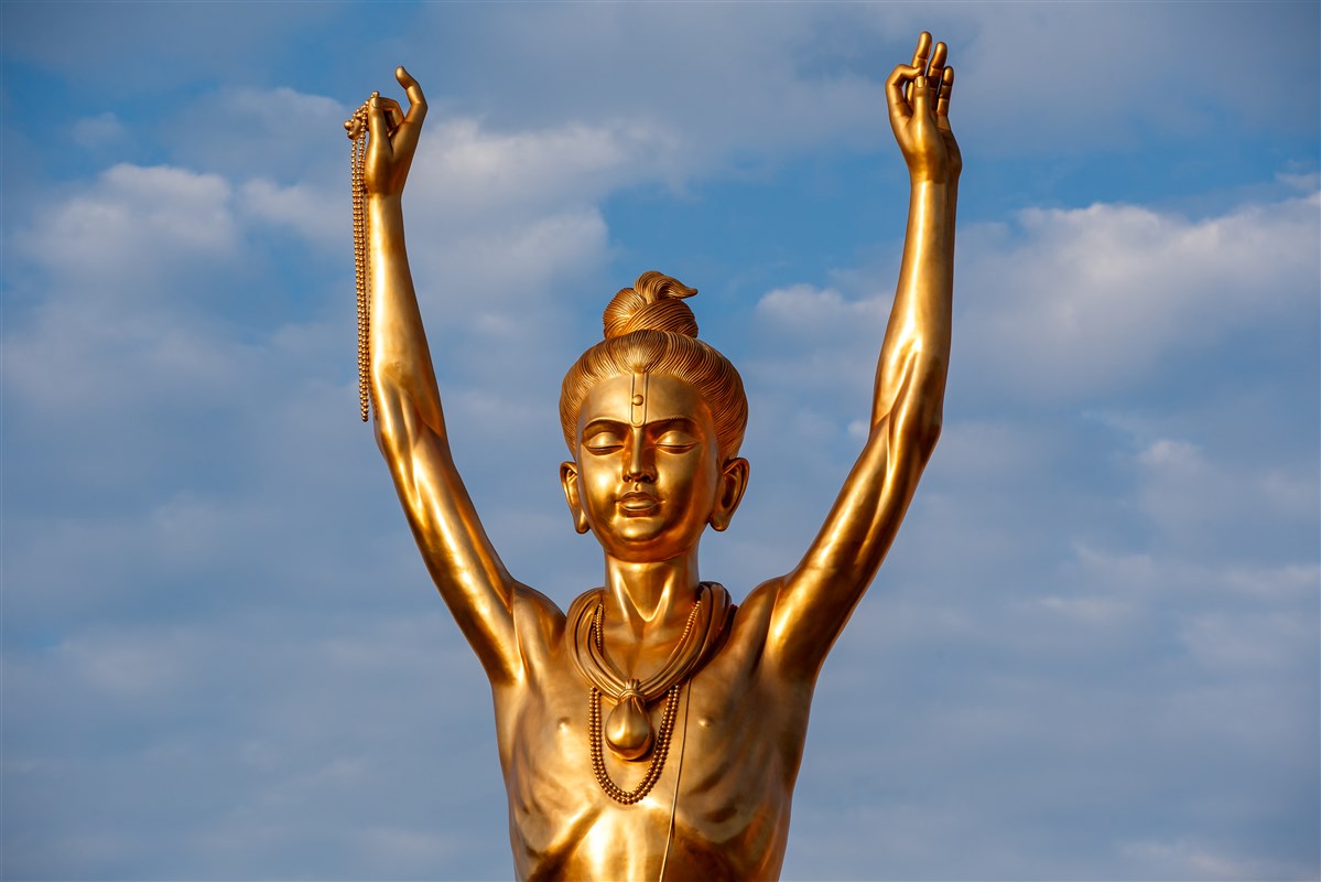 <a href='https://download.baps.org/download.php?file=other/Nilkanthvarni4K/BAPSSwaminarayanAkshardham-NJ-TapomurtiShriNilkanthVarni07.jpg' target='blank' style='text-decoration:underline; color:blue;'>Download High Resolution (4K)</a>