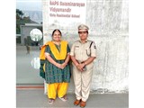 Senior Police Officer, Neeta Desai being welcomed to SVM Randesan by Students and Director. 