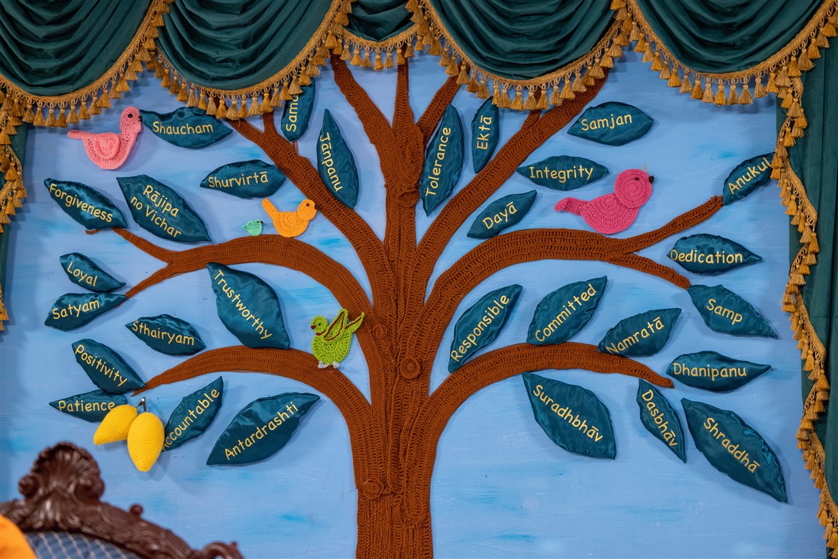 ...laden with virtues of an ideal karyakar