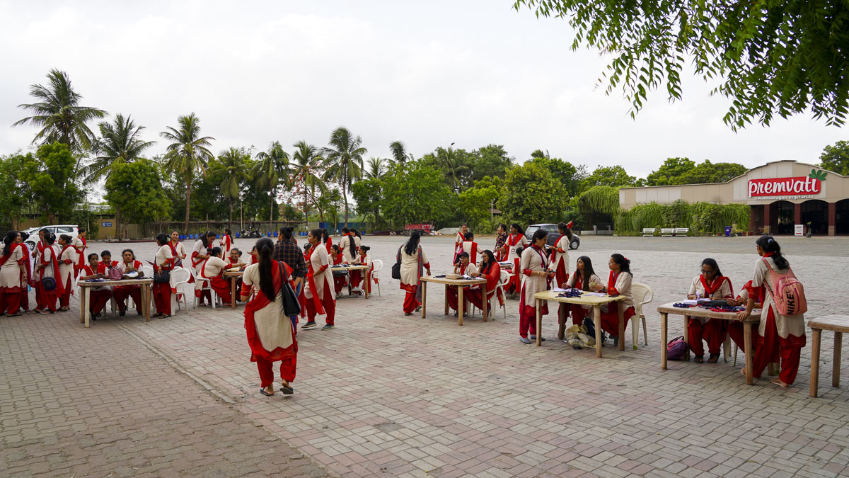 Annual Yuva Shibirs 2023: ‘Gunatit Guru: Our Best Friend’, Surat
