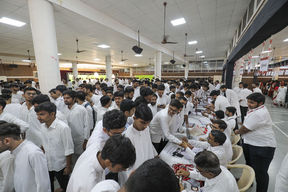 Annual Yuva Shibirs 2023: ‘Gunatit Guru: Our Best Friend’, Rajkot