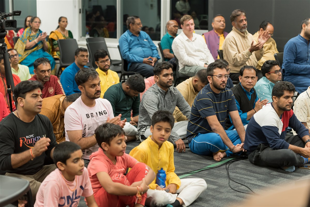 Kirtan Aradhana