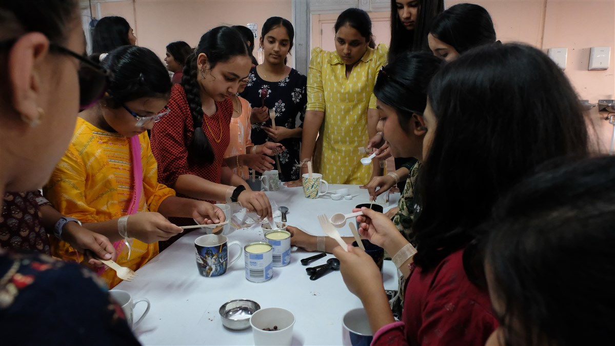 Bal Kishore Summer Camp: 'Keshavjivanam Mama Gurum', Adelaide