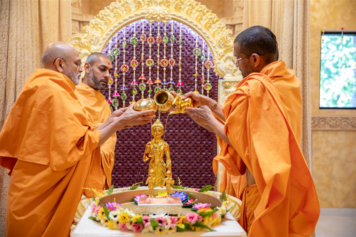 Abhishek & Patotsav