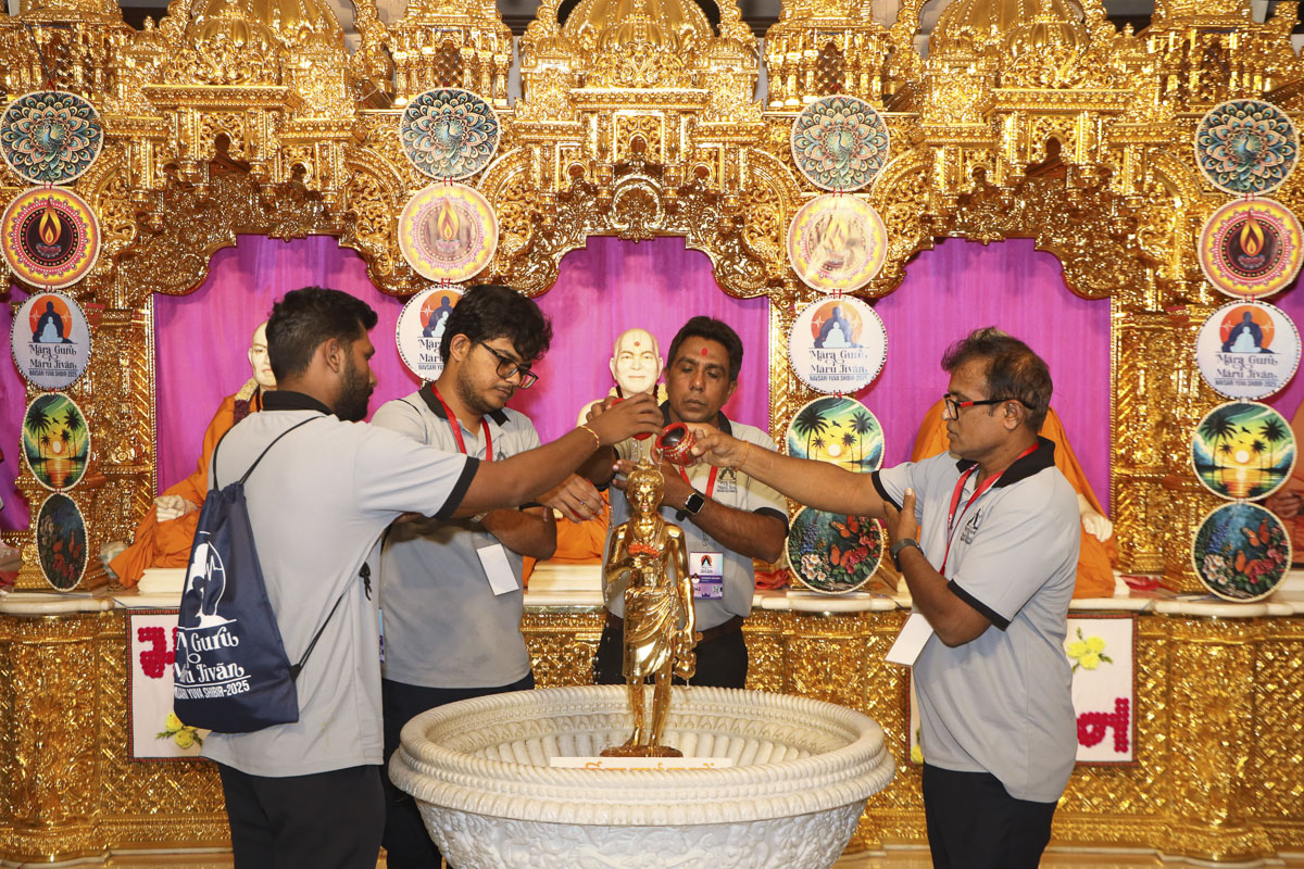 Yuva Shibir 2025: 'My Guru, My Life', Navsari