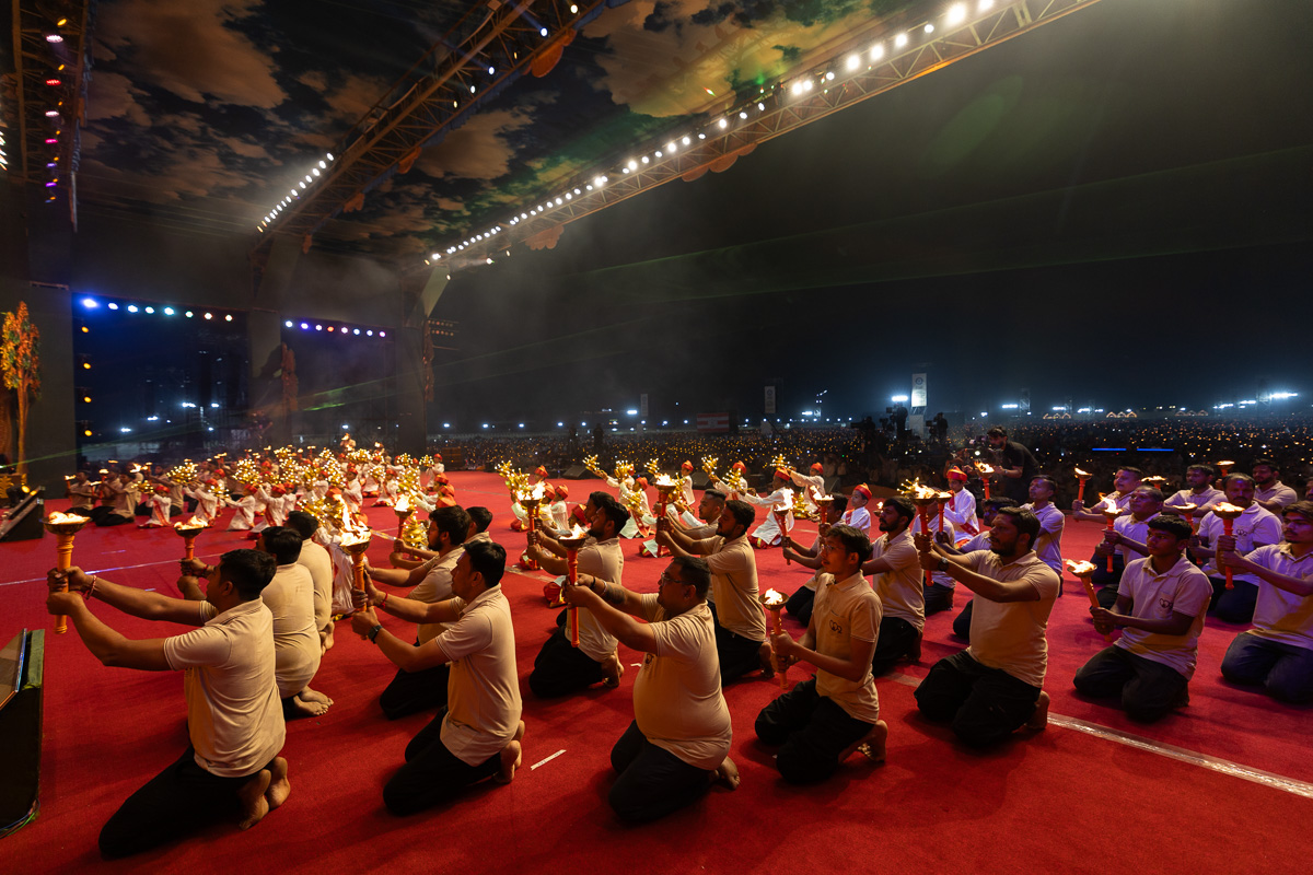 Balaks perform the arti