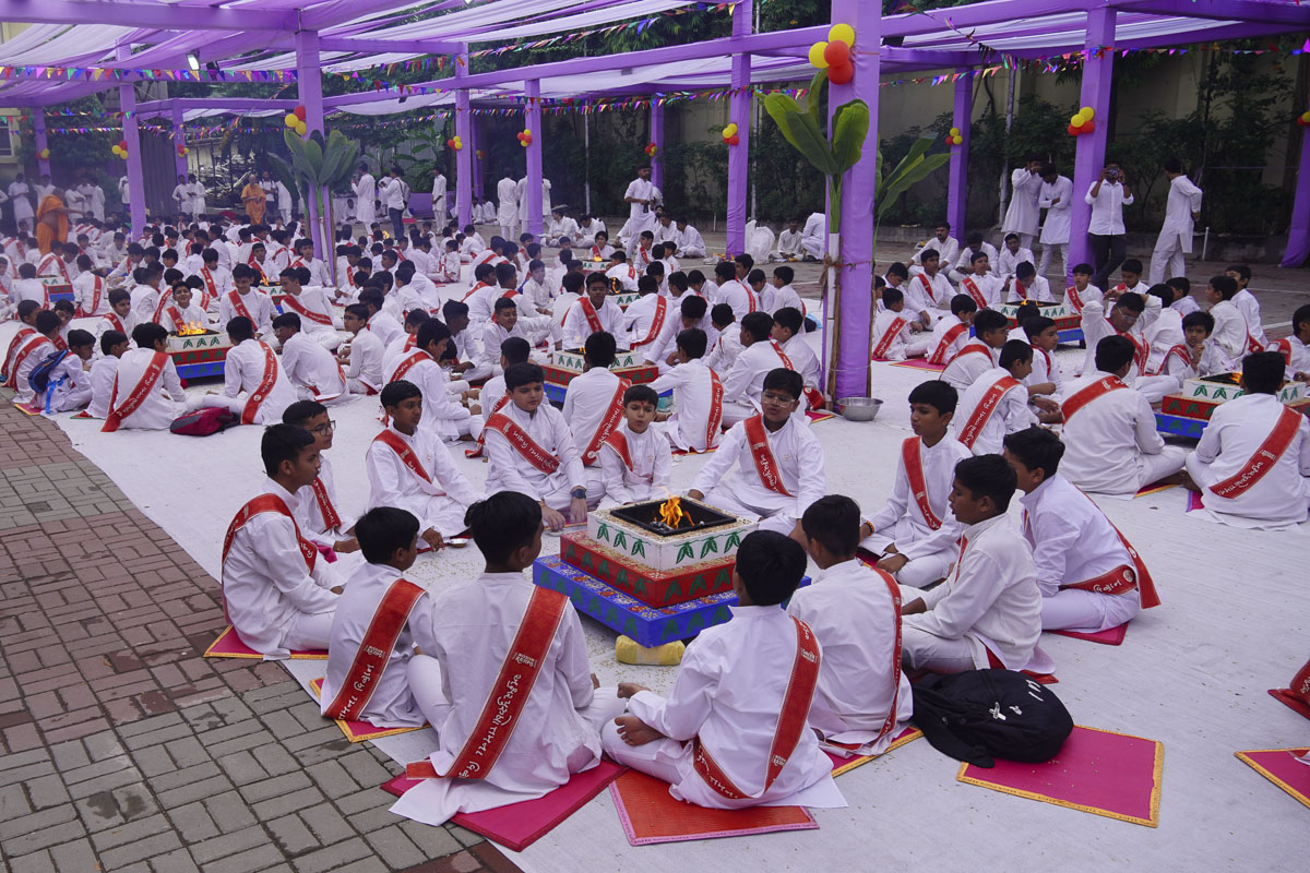 Satsang Diksha Yagna