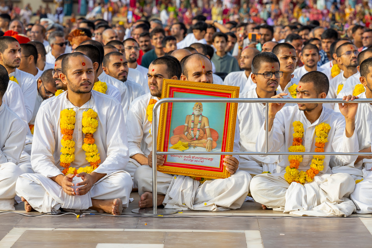 Sadhaks during the assembly